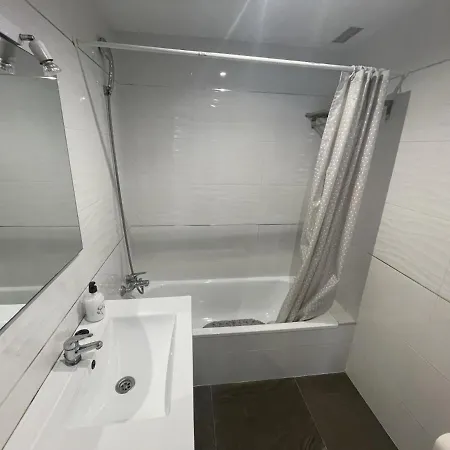 Cerca De Playas Con Garaje *