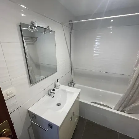 Cerca De Playas Con Garaje