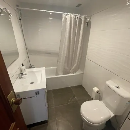 Cerca De Playas Con Garaje * Santander