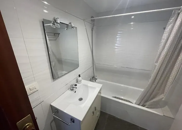 Cerca De Playas Con Garaje